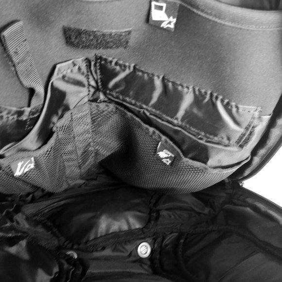 Swiss Gear By Wenger 17-inch Computer and Tablet Backpack LIKE NEW - Picture 3 of 9